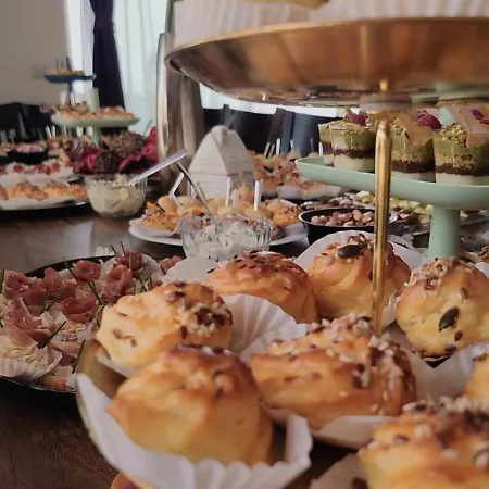 Vakarel Residence * Vakarel